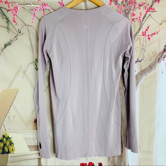 SOLD New Lululemon Long Sleeve Swiftly Tech - Picture 5 of 8
